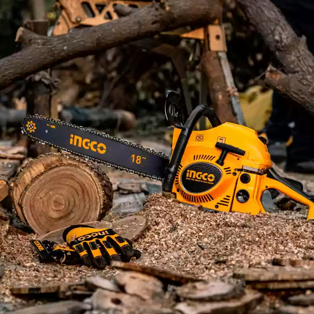Ingco 18 Inch 1800w Gasoline Chain Saw