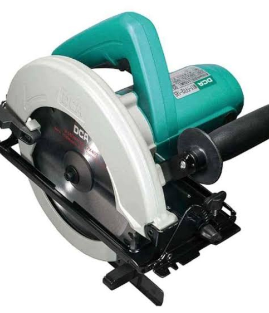 DCA AMY 02-185 7" Circular saw