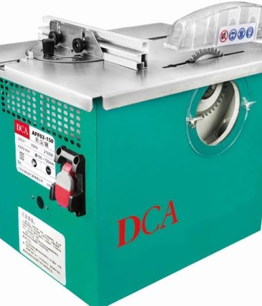 DCA AFF02-150 6" Table saw